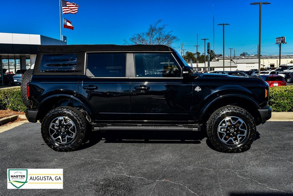 2021 Ford Bronco Base