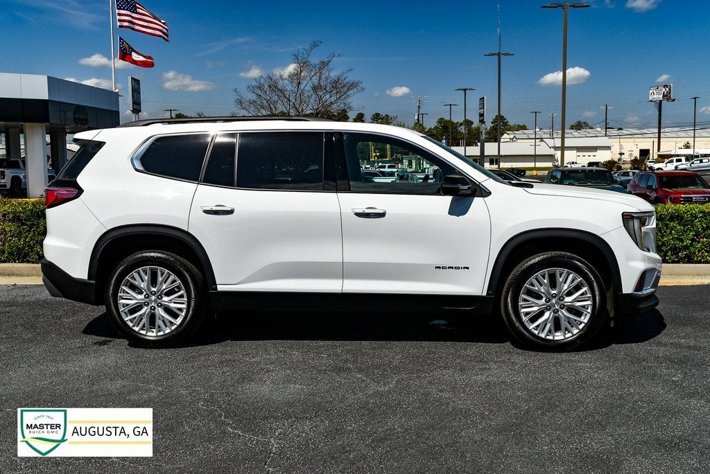 2024 GMC Acadia Elevation