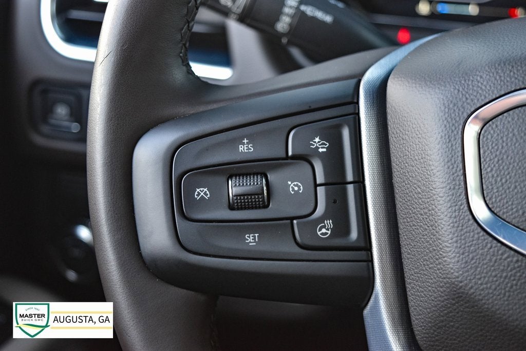 2024 GMC Yukon XL SLT