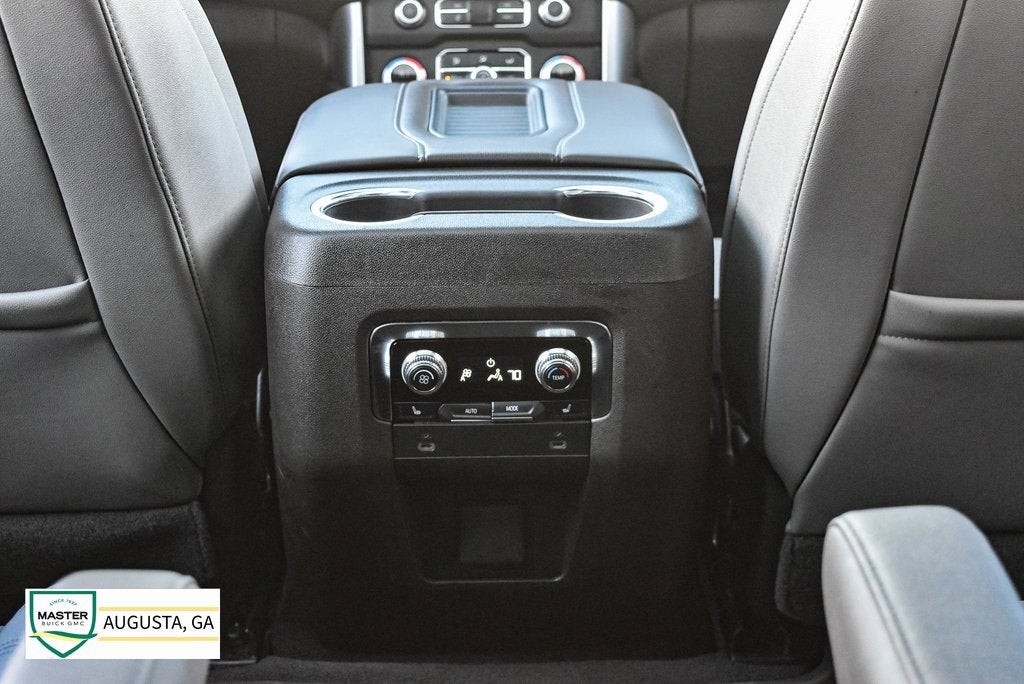 2024 GMC Yukon XL SLT