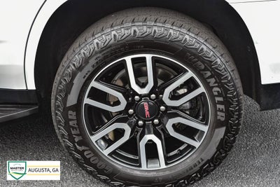 2024 GMC Yukon AT4