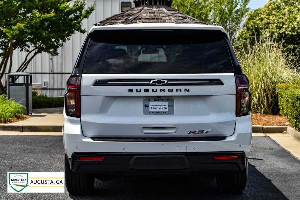2023 Chevrolet Suburban RST