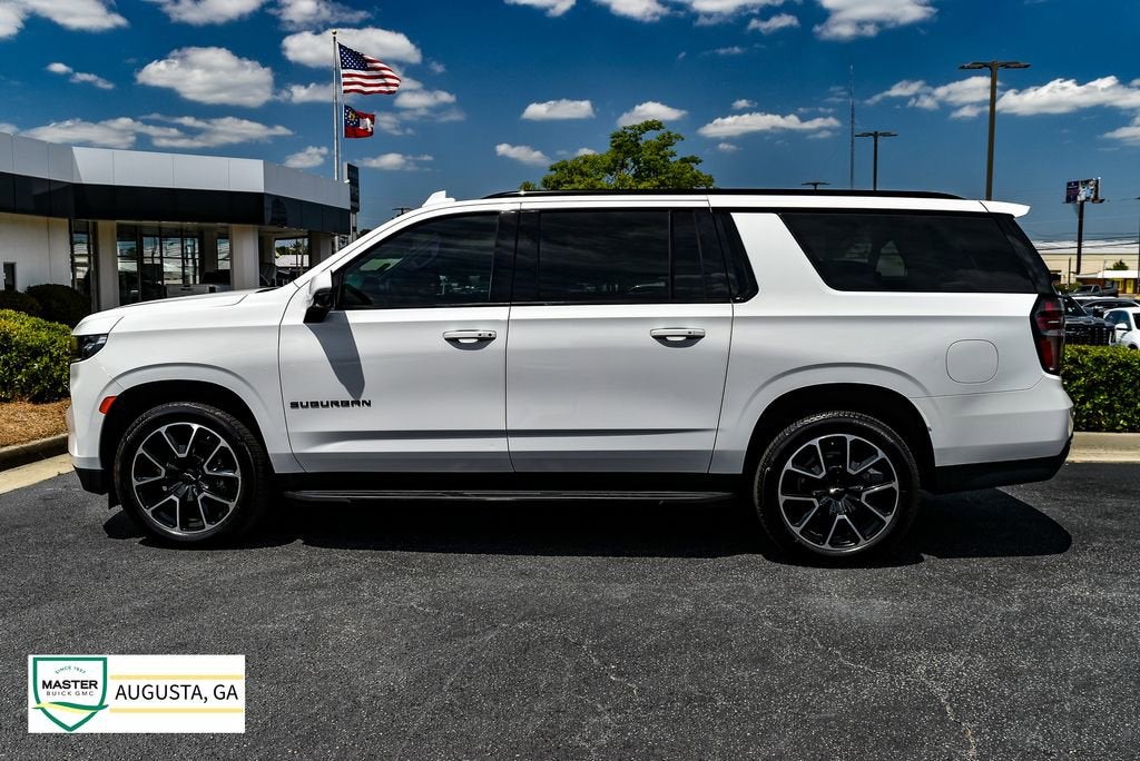 2023 Chevrolet Suburban RST