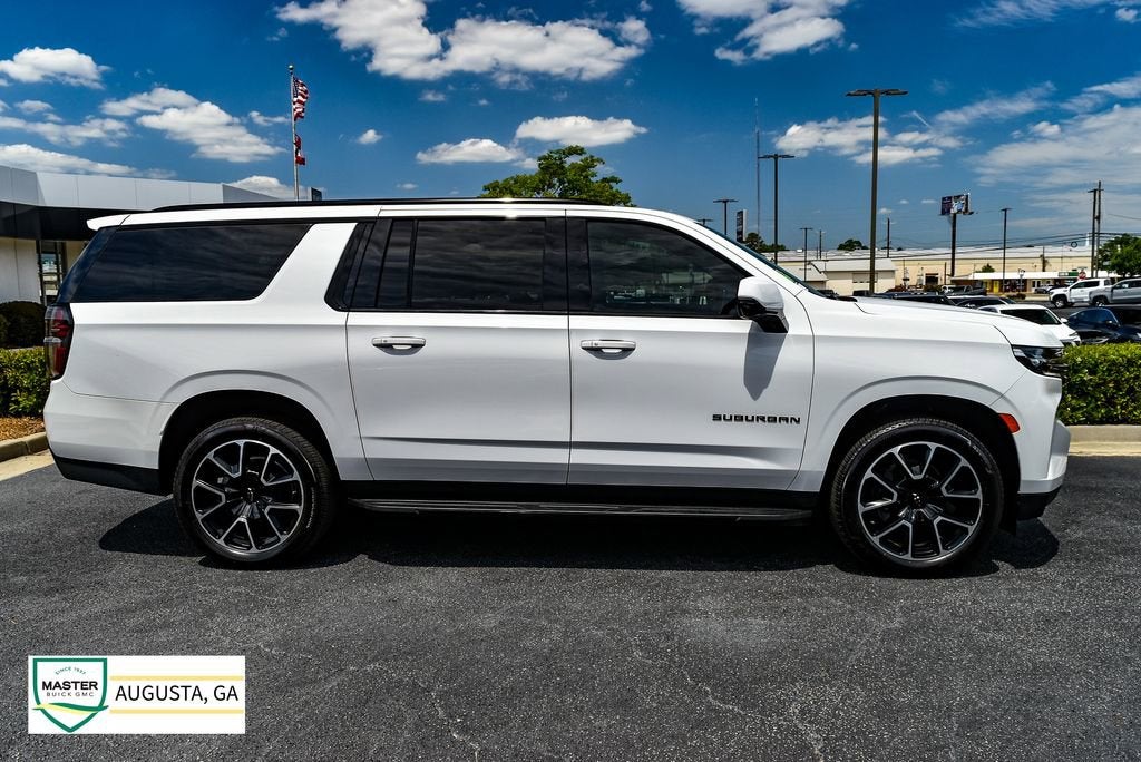 2023 Chevrolet Suburban RST