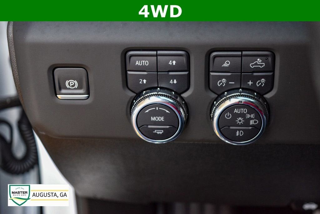 2025 GMC Sierra 2500 HD AT4