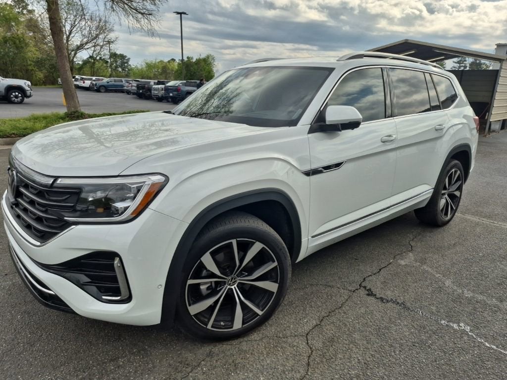 2024 Volkswagen Atlas 2.0T SEL Premium R-Line