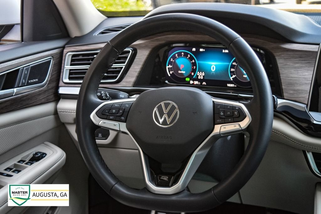 2024 Volkswagen Atlas 2.0T SEL Premium R-Line
