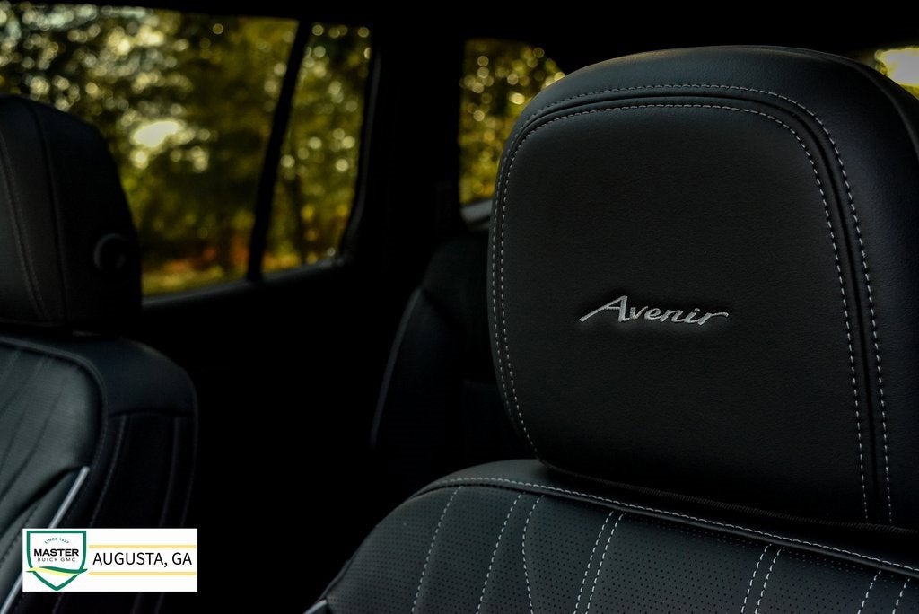 2025 Buick Enclave Avenir
