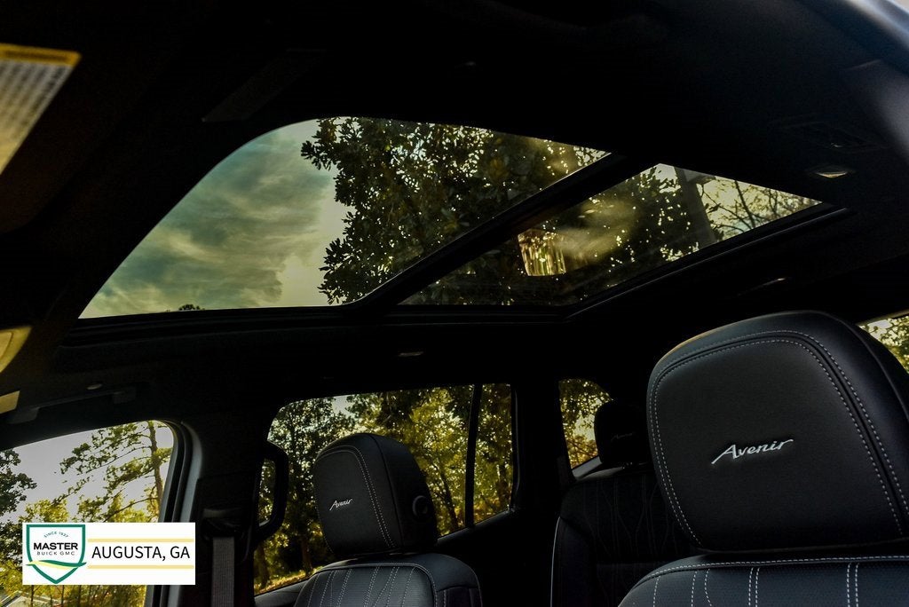 2025 Buick Enclave Avenir