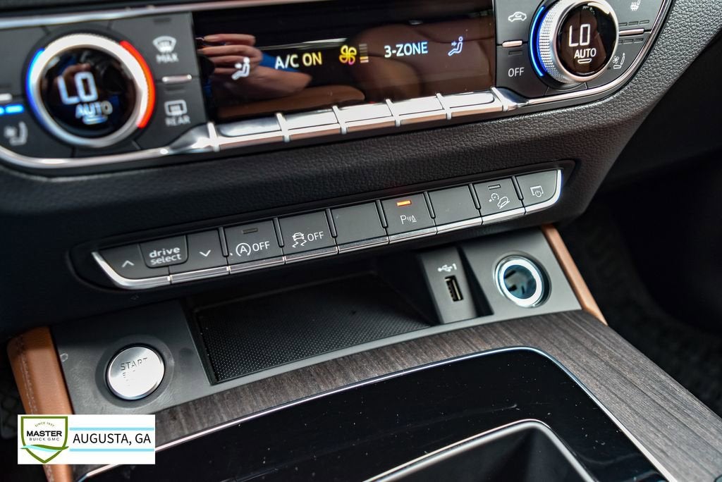 2024 Audi Q5 S line Premium Plus