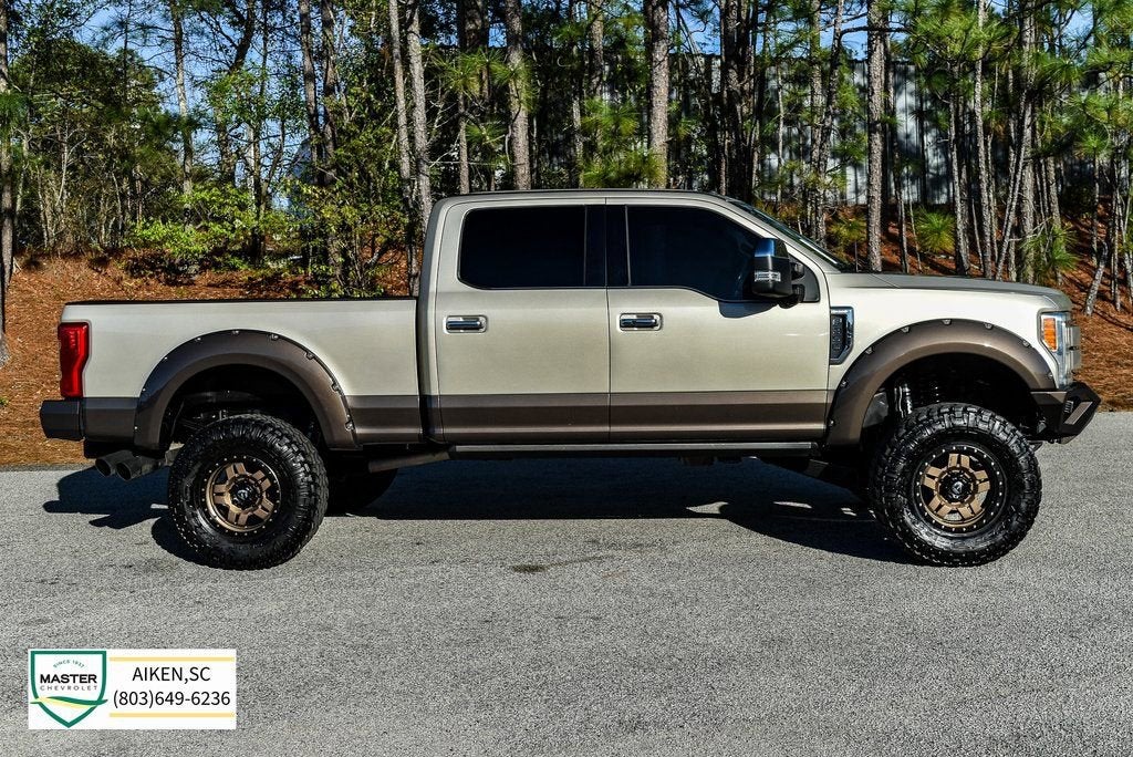 2017 Ford Super Duty F-350 SRW Platinum