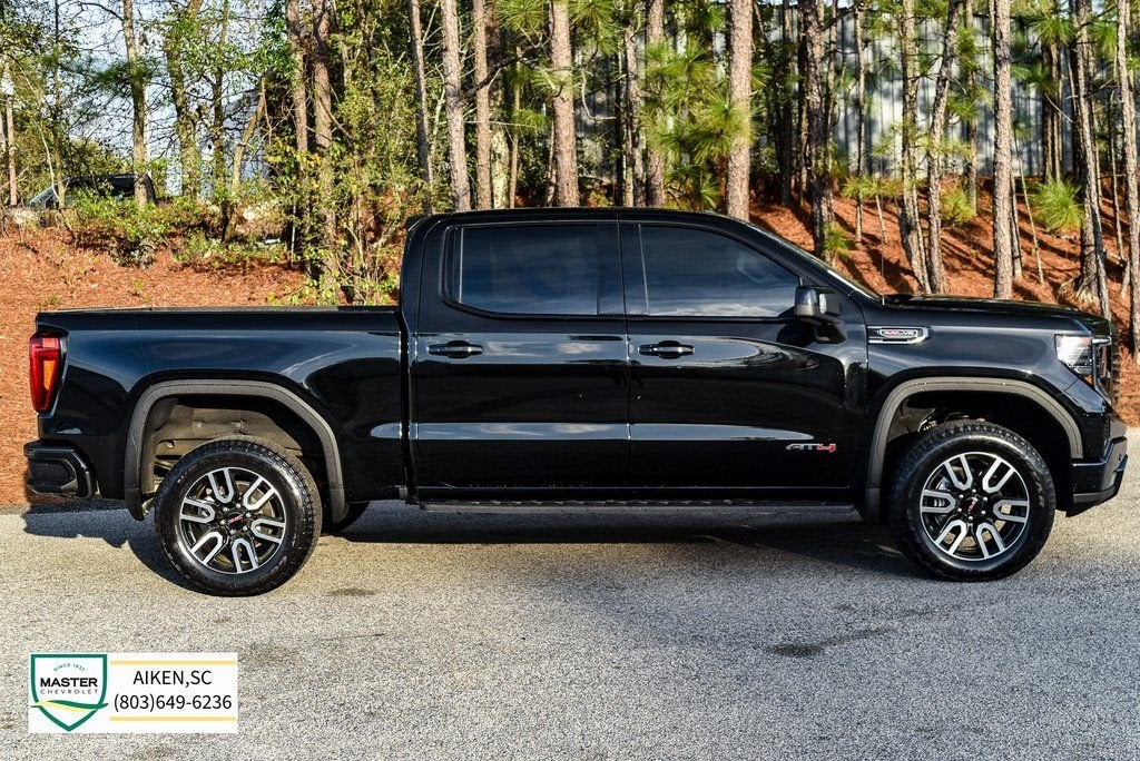 2024 GMC Sierra 1500 AT4