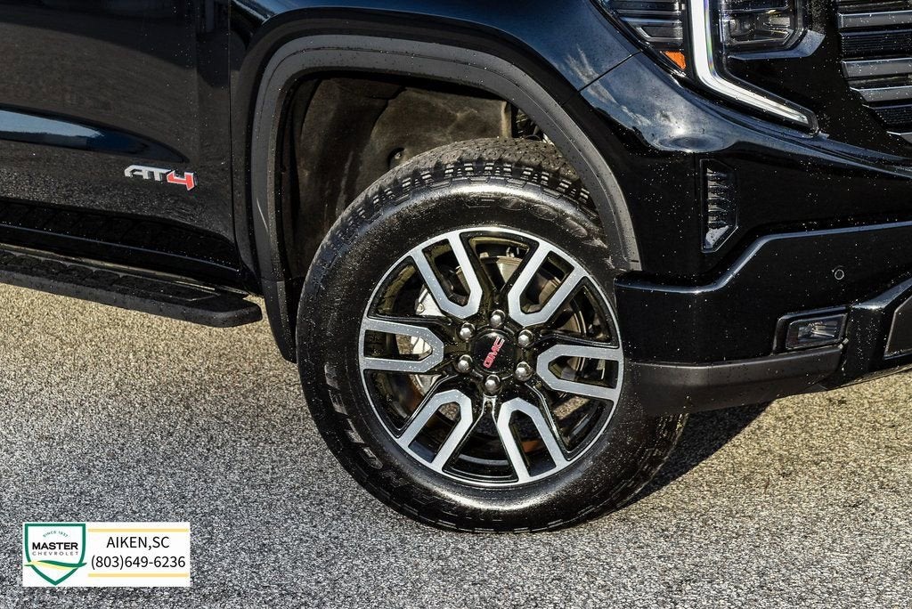 2024 GMC Sierra 1500 AT4