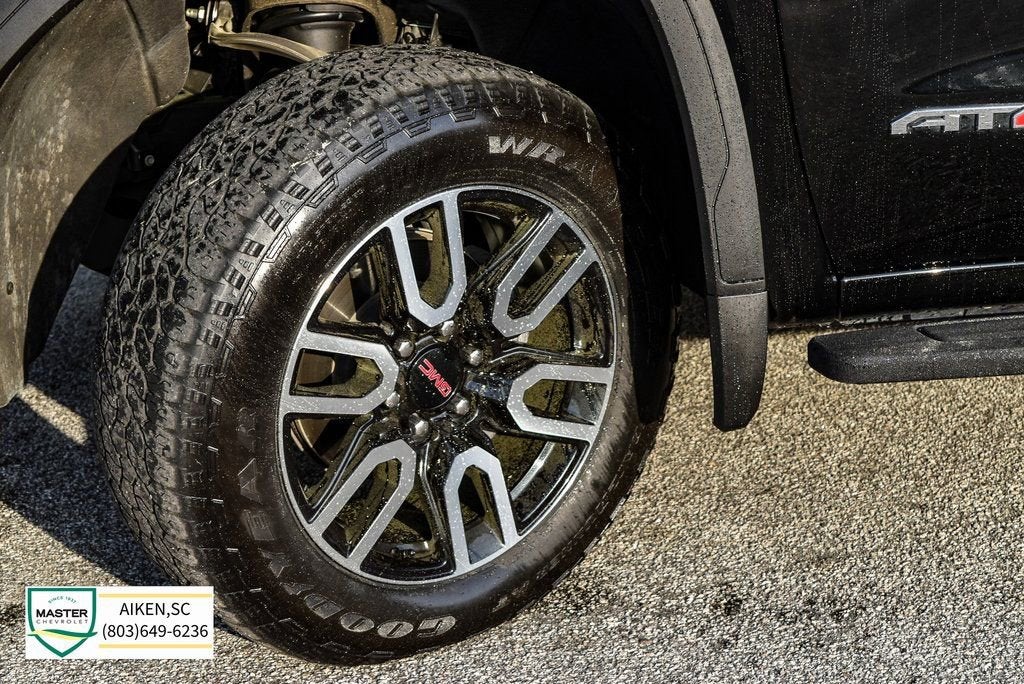 2024 GMC Sierra 1500 AT4