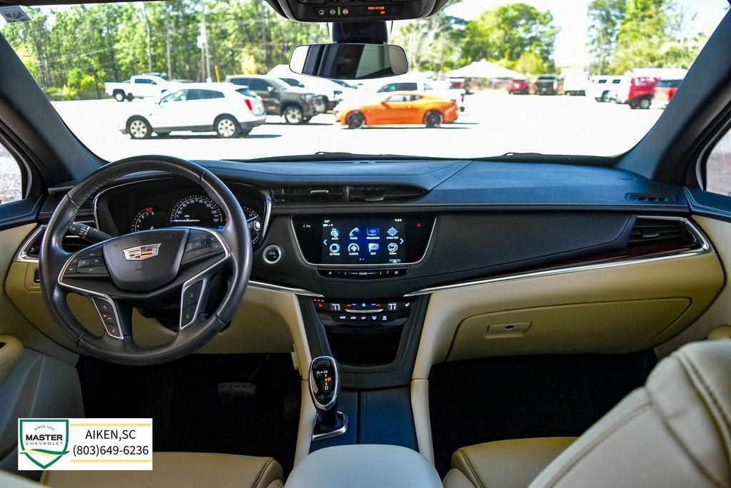 2018 Cadillac XT5 Luxury FWD