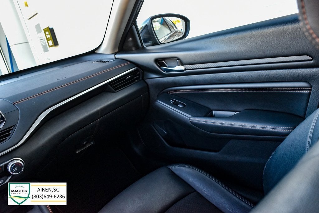 2021 Nissan Altima 2.0 SR