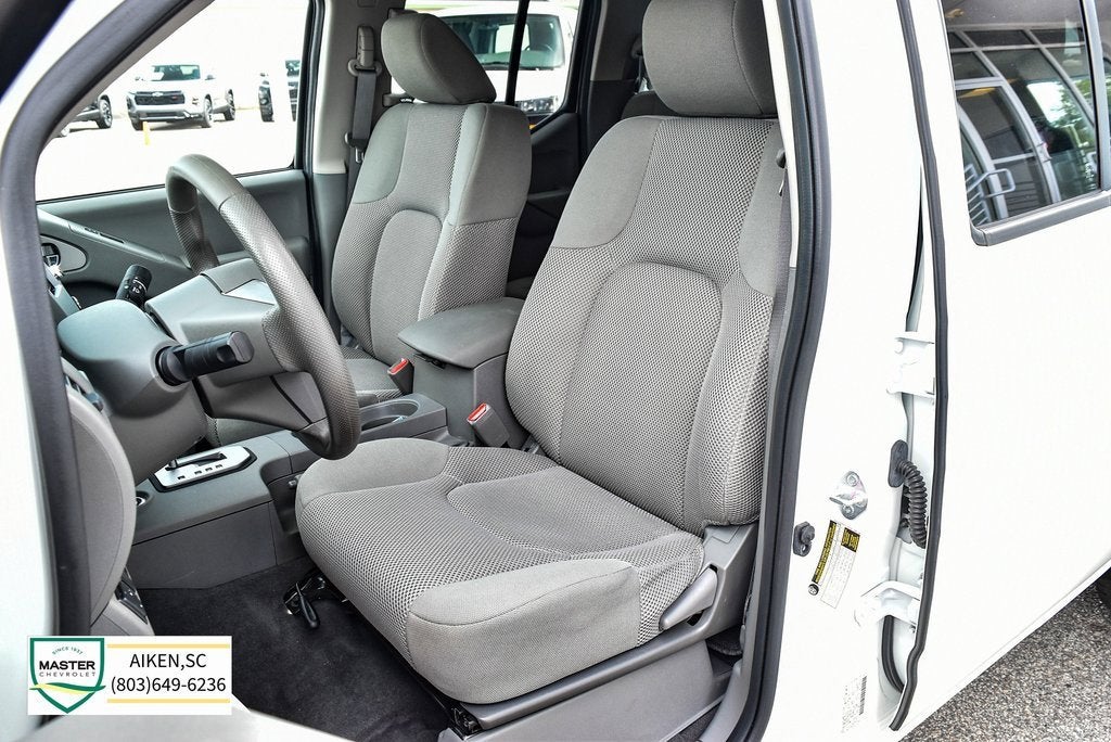 2021 Nissan Frontier SV