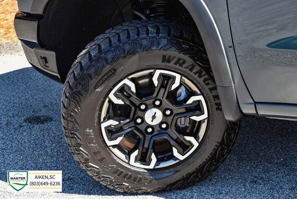 2025 Chevrolet Silverado 1500 ZR2