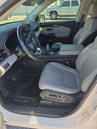 2023 Honda Pilot EX-L 8 Passenger