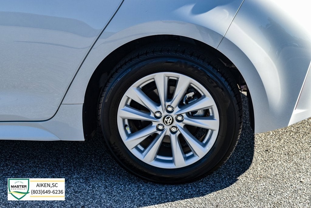 2024 Toyota Corolla Hatchback SE